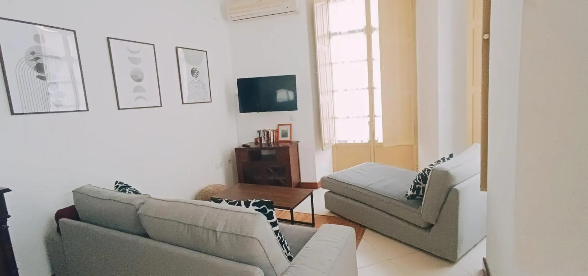Apartamento de la Constitución Málaga 0*,